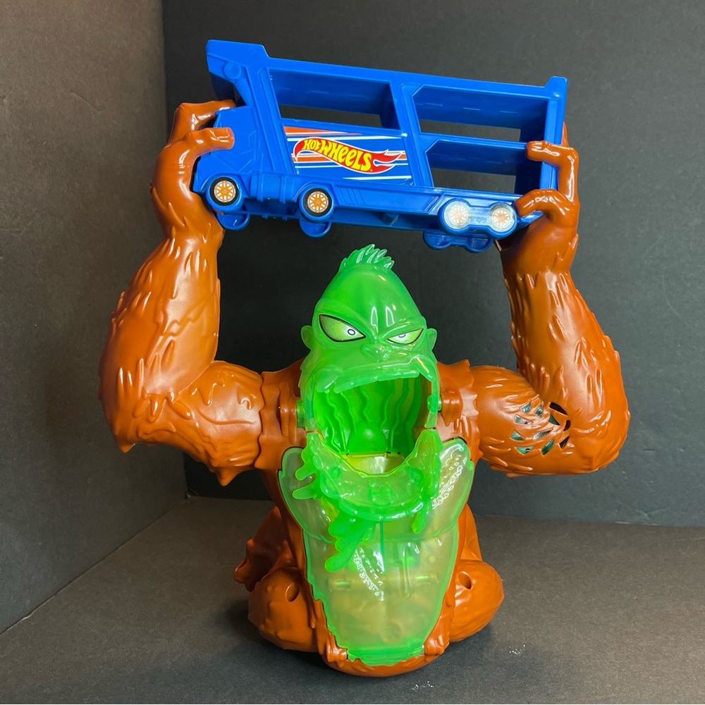 Hot Wheels Toxic Gorilla Bus Slam Action Figure Lights Sounds Gorilla WORKS - Picture 3 of 14